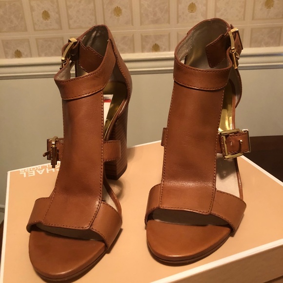 Michael Kors female size 10 shoes - pre-worn 3 hrs - Picture 8 of 8